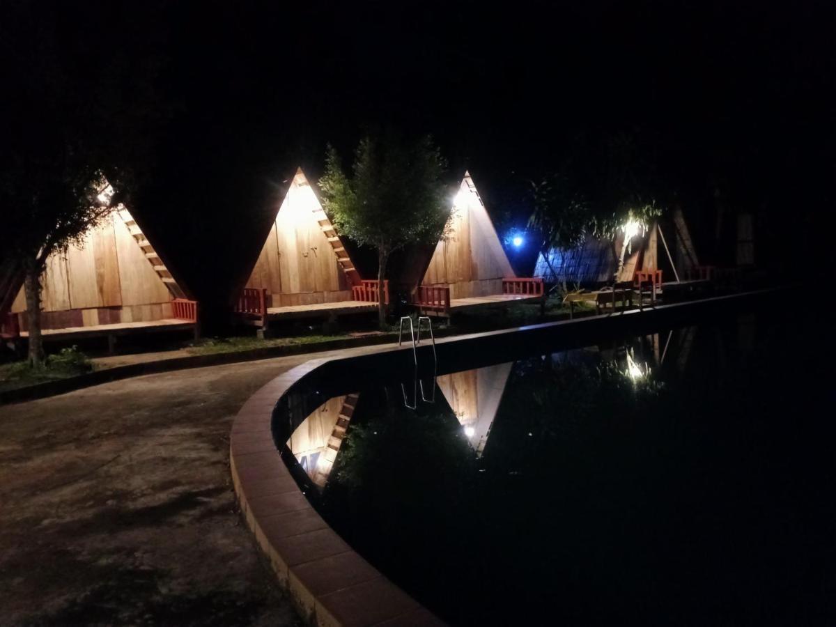 Campingsite Swimming Pool Ban Nongkham Exterior photo